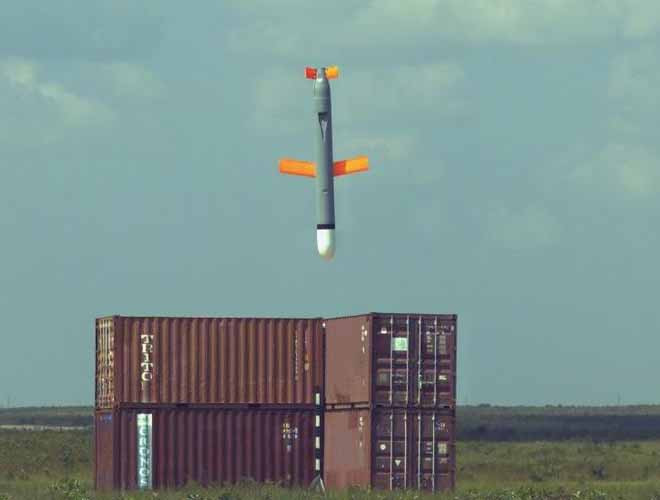 Điều đặc biệt là tên lửa hành trình Tomahawk vẫn có thể thay đổi mục tiêu ngay cả khi đang di chuyển.