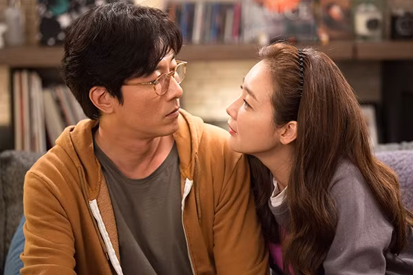 Cuoi nghieng nga voi chuyen “chong gia vo tre con“-Hinh-2