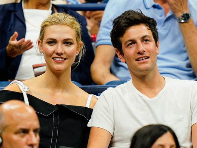 Karlie Kloss và Joshua Kushner: Kushner là ông chủ tập đoàn đầu tư mạo hiểm Thrive Capital, cũng là người đồng sáng lập Oscar Health, một công ty khởi nghiệp về bảo hiểm sức khỏe. Vị tỷ phú hẹn hò với siêu mẫu danh tiếng Karlie Kloss vào năm 2012, đến tháng 10/2018 thì kết hôn. Ảnh: GC Images.