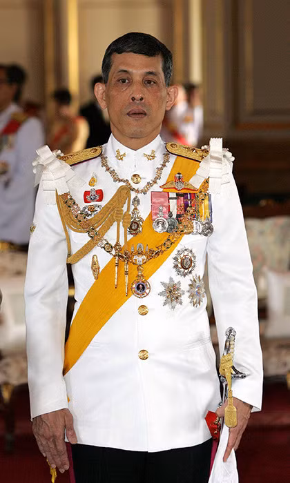 Do Công nương Soamsawali không thể bác bỏ các cáo buộc do luật chống khi quân nên cuối cùng tòa án phán quyết cho hai người ly hôn vào tháng 7/1993.