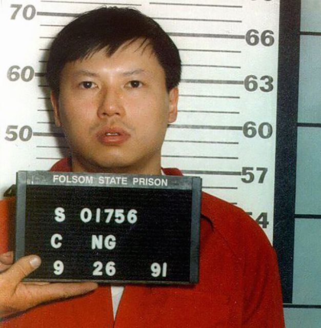 Trong khi đó, Charles Ng sinh ra tại Hong Kong năm 1960 và đi du học ở Anh trước khi theo học cao đẳng ở California, Mỹ. Tại Mỹ, gã quen biết Lake và nhận thấy cả hai có điểm chung nên cộng tác gây ra hàng loạt vụ án mạng.