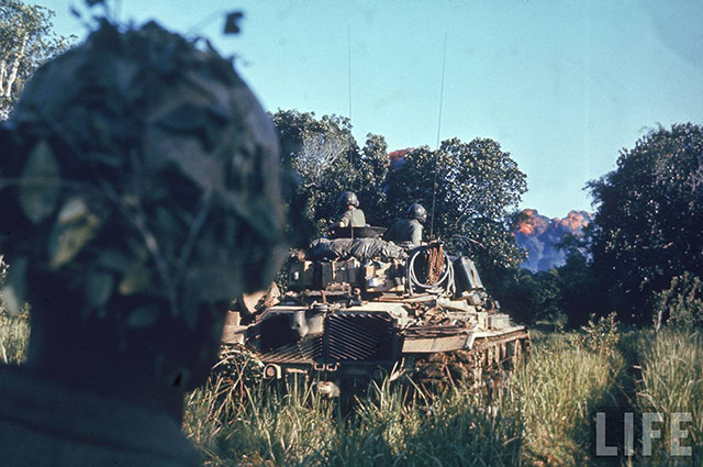 Trong Chiến tranh Việt Nam, Mỹ sử dụng nhiều vũ khí, khí tài có khả năng sát thương cao.