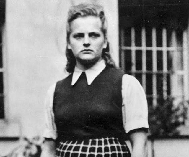 Irma Grese nổi tiếng với nhiều kiểu tra tấn rùng rợn như đánh đập bằng roi da, bắt phạm nhân đến phòng hơi ngạt...