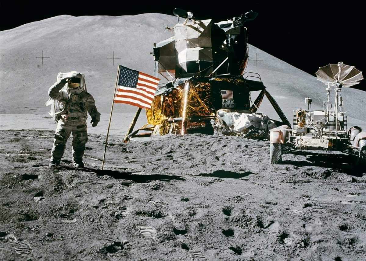 Sự kiện này được coi là cơ hội lớn cho Mỹ đánh bại Liên Xô trong sứ mệnh chinh phục Mặt trăng. Vì vậy, hơn 2 tuần sau khi tên lửa đẩy N-1 gặp sự cố, Mỹ với sự chuẩn bị đầy đủ về con người, kỹ thuật nên phóng tàu Apollo 11 đưa các phi hành gia chinh phục Mặt trăng và hạ cánh xuống Mặt trăng thành công. Video: Kỷ niệm 45 năm con người đặt chân lên Mặt trăng (nguồn: VCT14)