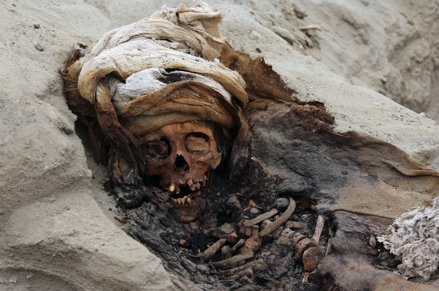 “Đây là địa điểm tìm được nhiều hài cốt của trẻ em bị đem làm vật hiến tế nhất”, nhà khảo cổ học Feren Castillo cho biết.