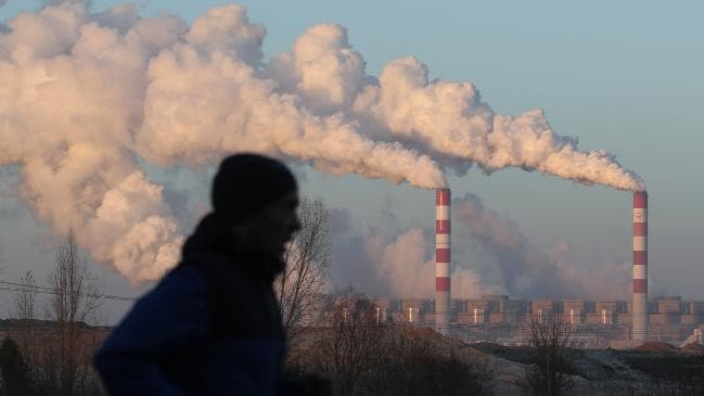 Thậm chí, con người có thể trở thành “thú tiêu khiển” của người máy có khả năng suy nghĩ nhanh gấp 10 lần chúng ta.