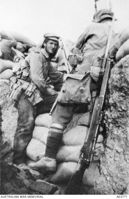 Sau khi đưa người lính bị thương trở về với đồng đội an toàn, binh sĩ Thổ Nhĩ Kỳ quay trở về chiến hào của phía mình mà không gặp sự cố nào.