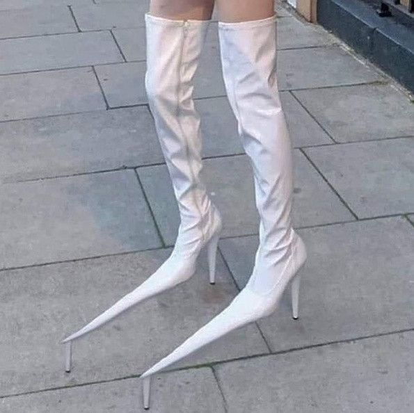 Het hon voi doi giay nhon hoat co 1-0-2 cua hoi chi em, di vao co ngay nga 'sap mat'