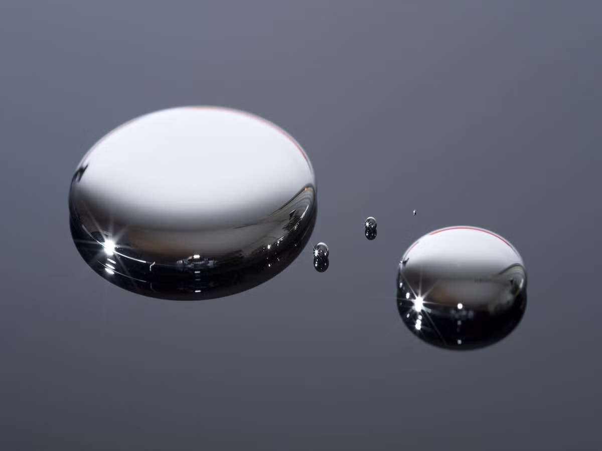 Tiếp đến, người dân vùng bị ô nhiễm được chính quyền bồi thường gần 4 triệu NDT (khoảng 2,56 triệu USD theo tỷ giá năm 1979).