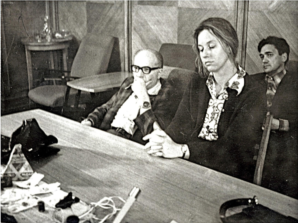 Marti Peterson là một trong những nữ điệp viên xuất sắc của Cơ quan Tình báo Trung ương Mỹ (CIA). Trong thời Chiến tranh Lạnh, điệp viên Mỹ này làm nhiệm vụ tại Moscow.