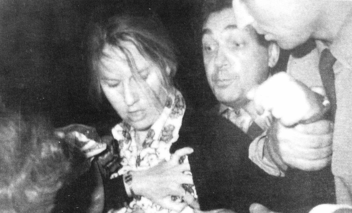 Tại Moscow, điệp viên Peterson có nhiệm vụ liên lạc với nguồn tin là một nhân viên Bộ Ngoại giao Liên Xô chuyên theo dõi các bức điện gửi về từ đại sứ quán Liên Xô ở khắp thế giới.