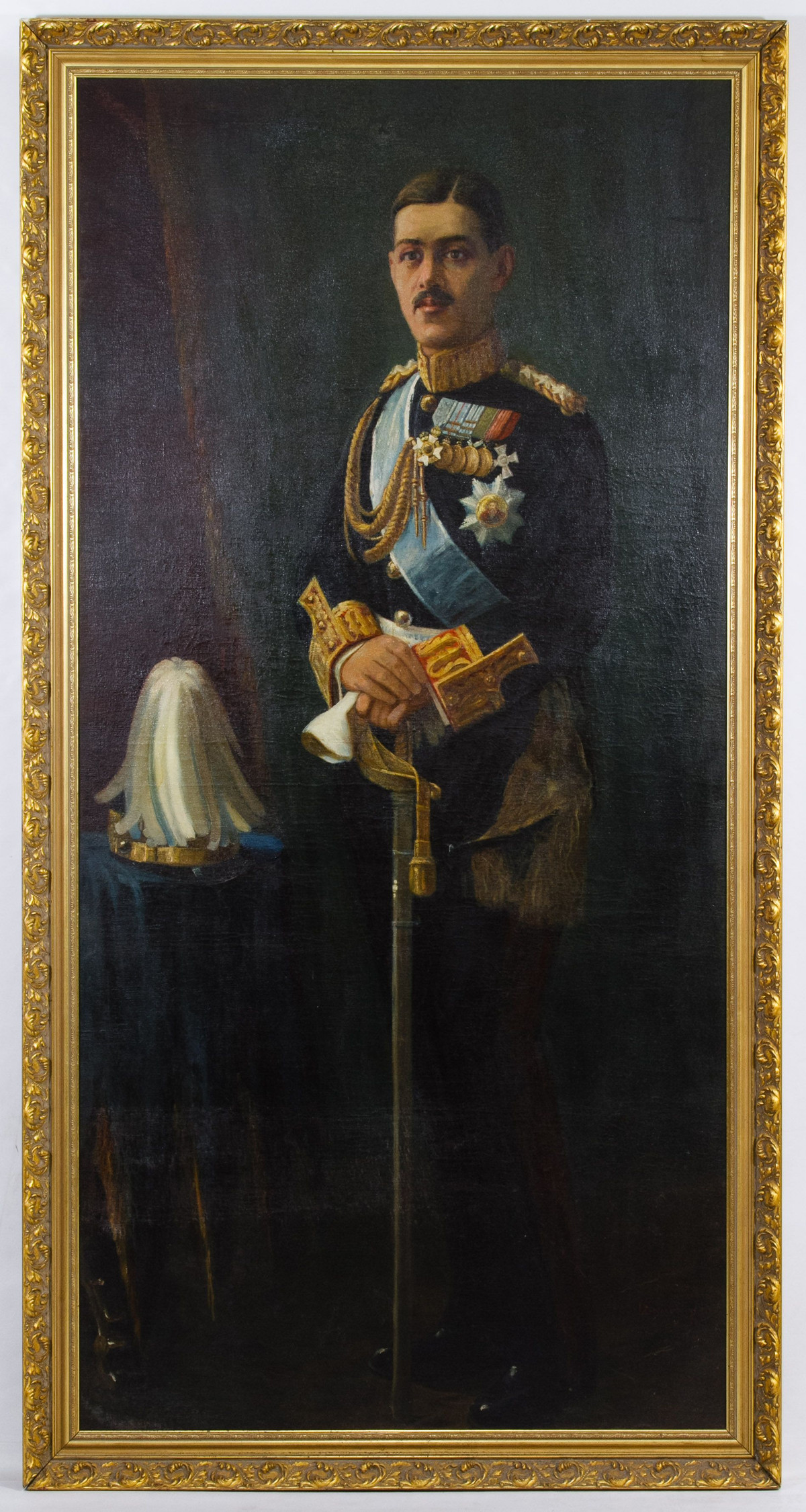 Ngay buổi tối hôm đó, 2 vết cắn của Vua Alexander do con khỉ gây ra bị nhiễm trùng nghiêm trọng. Các bác sĩ đề nghị cắt cụt chân của nhà vua nhưng không ai muốn chịu trách nhiệm nếu điều này không giúp tình trạng của nhà vua tốt lên.