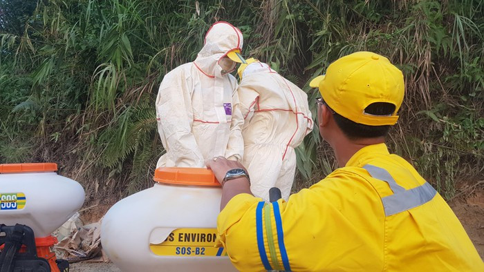 Nuoc may Ha Noi boc mui la: Khu trung khu vuc do dau thai bang 