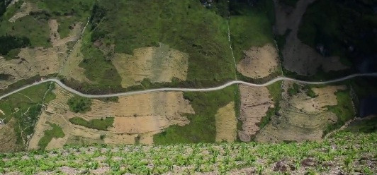 Đây được coi là thời điểm lý tưởng nhất khi trời trong xanh và ít mây mù hơn so với những thời điểm còn lại trong năm.