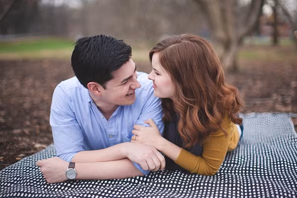 Doi luc dan ba an phan la vi sap buong tay