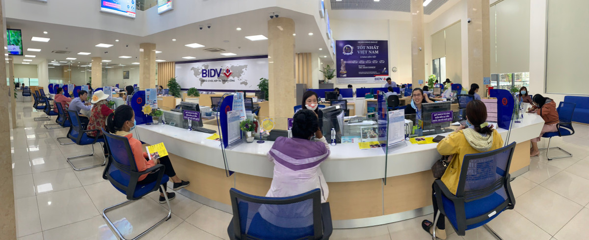 Bà Rịa – Vũng Tàu: Đẩy mạnh việc thanh toán không dùng tiền mặt Ba Ria – Vung Tau: Day manh viec thanh toan khong dung tien mat