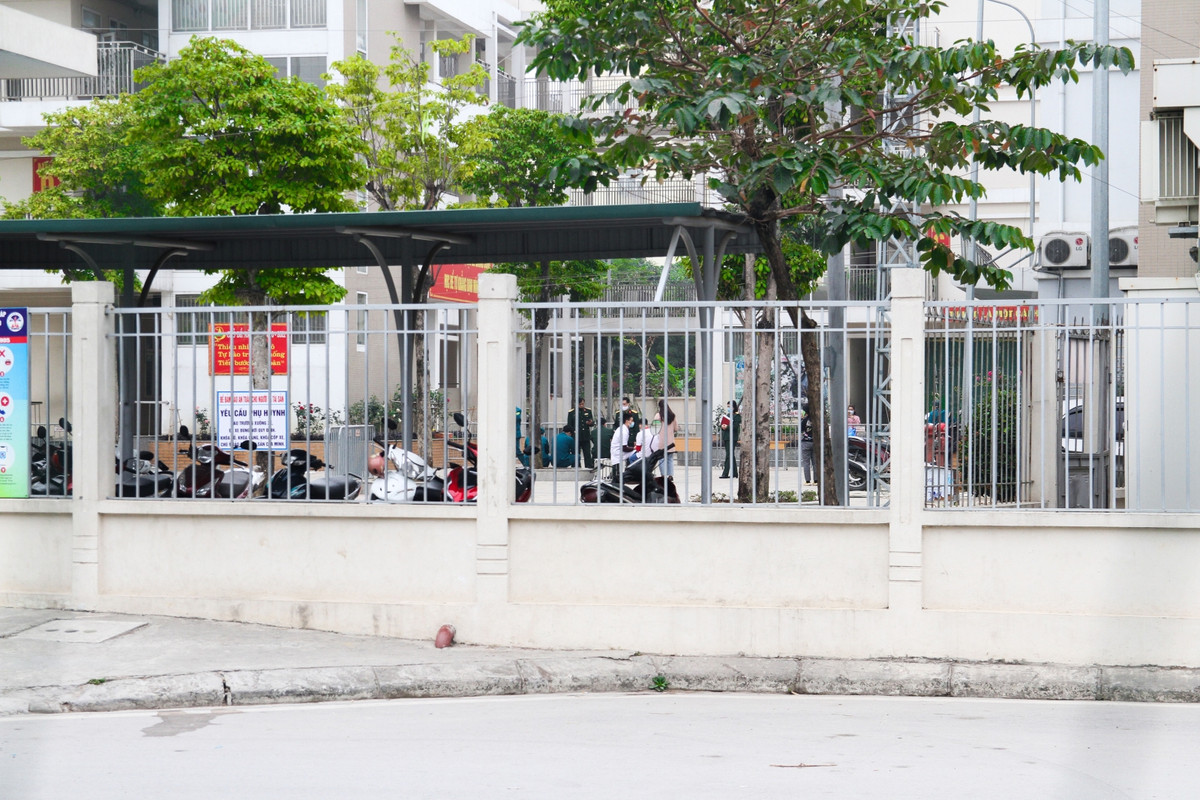 Bệnh nhân L.Đ.N.K.là con của BN 1694 (công nhân tại nhà máy Z153 - Cục kỹ thuật, Bộ Quốc Phòng).