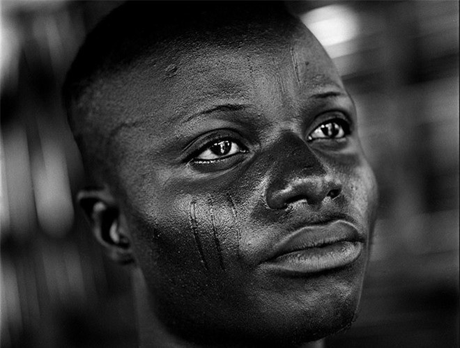 Hiện nay, một số quốc gia Tây Phi đã cấm hủ tục này bởi nó tiềm ẩn sự nguy hiểm và vi phạm quyền trẻ em nghiêm trọng. Tuy nhiên, trong tâm thức của người dân ở bộ lạc Betamarrie, họ cho rằng những vết sẹo trên mặt là niềm tự hào và kiêu hãnh.