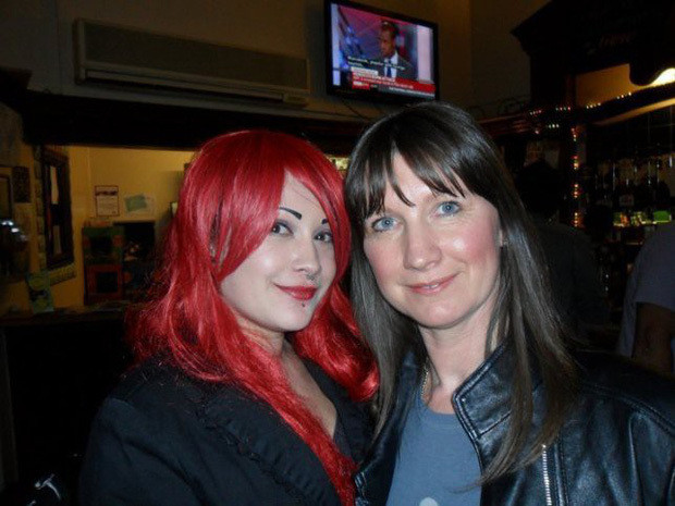 Dang anh len Facebook bi me vao tha 