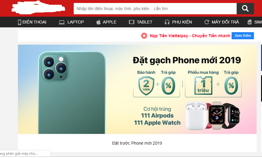 Trên website của FPT shop, bên cạnh thông báo "đặt gạch" iPhone 11, 11 Pro và 11 Pro Max, cửa hàng này cũng tung ra nhiều chương trình khuyến mãi cho khách hàng.