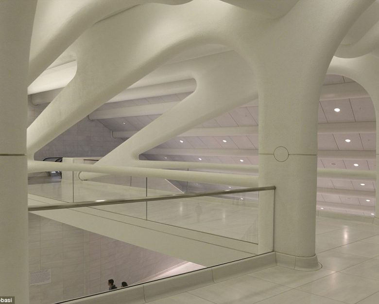 One World Trade Center đạt tiêu chuẩn mới về thiết kế, xây dựng, uy tín và tính bền vững, được coi là các tòa nhà văn phòng an toàn nhất ở Mỹ. (Ảnh: Gka)