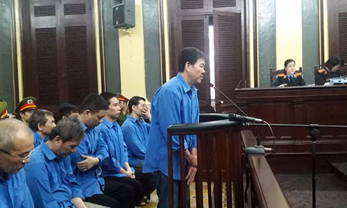 Dai an Agribank that thoat 966 ty dong: Giam doc sai gi lam nay