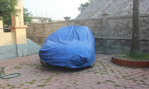 Bi thu huyen uy Nghi Xuan gay tai nan, mot nguoi nhap vien