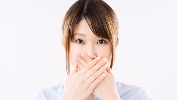 Hôi miệng: Vệ sinh răng miệng hàng ngày góp phần cải thiện tình trạng hôi miệng. Trường hợp vệ sinh đúng cách nhưng tình trạng hôi miệng vẫn diễn ra cần hết sức chú ý. Rất có thể cơ thể bạn đang có sự điều chỉnh bất thường. (Ảnh minh họa)