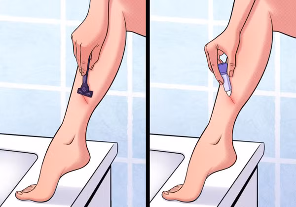 Trị vết dao cạo râu bằng son dưỡng: Những vết xước nhỏ khi cạo râu không chỉ ảnh hưởng đến thẩm mĩ mà còn gây đau đớn. Nếu không có sẵn thuốc sát trùng hoặc cây lăn cạo râu, bạn có thể tận dụng son dưỡng để làm dịu da.