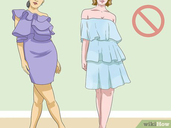 Quá tham phụ kiện, quần áo nhiều họa tiết: Trang phục nhiều họa tiết chỉ phù hợp với các sàn diễn và thảm đỏ. Trong cuộc sống hàng ngày, quần áo nhiều họa tiết khiến người nhìn rối mắt. Phụ kiện dày đặc khiến bạn trở nên “cồng kềnh” thay vì vẻ đẹp tinh tế được đánh giá cao.