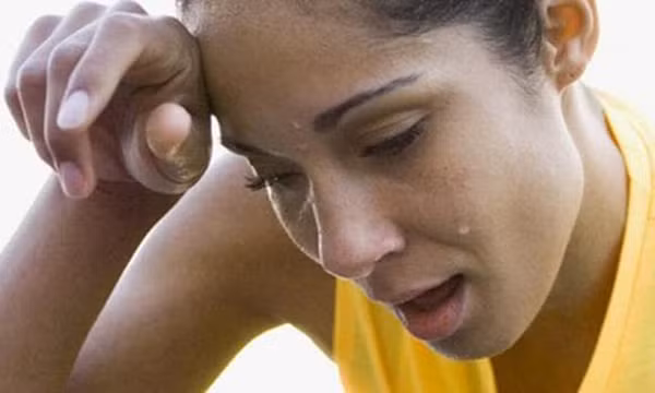 Ngoài tác dụng làm mát, Trung y cho rằng màu sắc, lượng mồ hôi và vị trí đổ mồ hôi bất thường có thể phản ánh tình trạng sức khỏe.