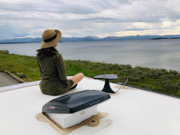 Ngoài ăn uống, nữ MC nổi tiếng còn chú trọng tập luyện, giữ cơ thể luôn thon gọn. Cô thường tập gym, yoga và thiền. Đặc biệt, mỗi tuần, cô dành 3 ngày, mỗi ngày 1 giờ đồng hồ để thực hiện 5 bài hít thở của Tây Tạng được giới thiệu trong cuốn Suối nguồn tươi trẻ.