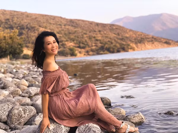 Thay vào đó, cô chỉ ăn những thứ mình nấu được, có nguồn gốc rõ ràng và chủ yếu là thực phẩm organic. MC Kỳ Duyên quan niệm cơ thể giống như một chiếc xe, thức ăn là nhiên liệu. Sử dụng nhiên liệu không tốt, chiếc xe sẽ nhanh hỏng.