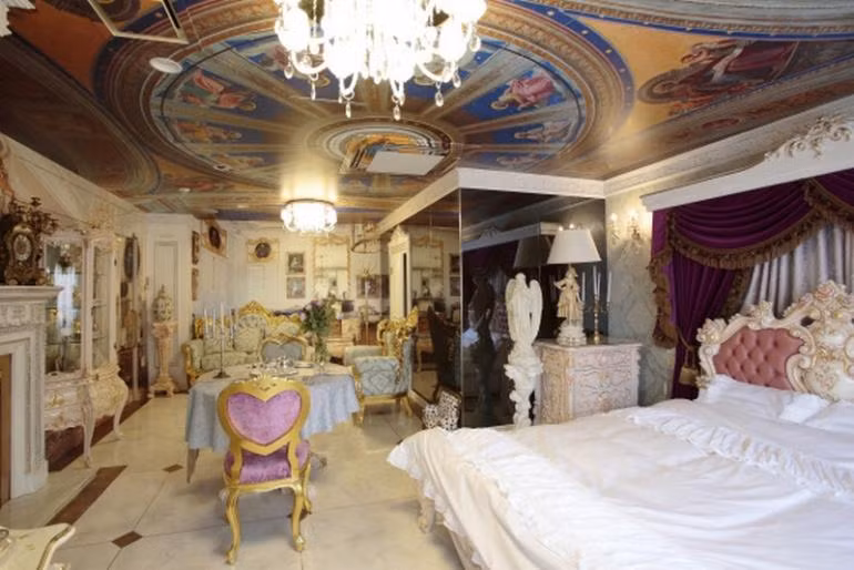 Bạn đã bao giờ sinh trong một lâu đài chưa? Tại Nhật Bản cung cấp dịch vụ sinh đẻ hoàng gia khiến bạn cảm thấy mình như một bà hoàng sinh hoàng tử hay công chúa.