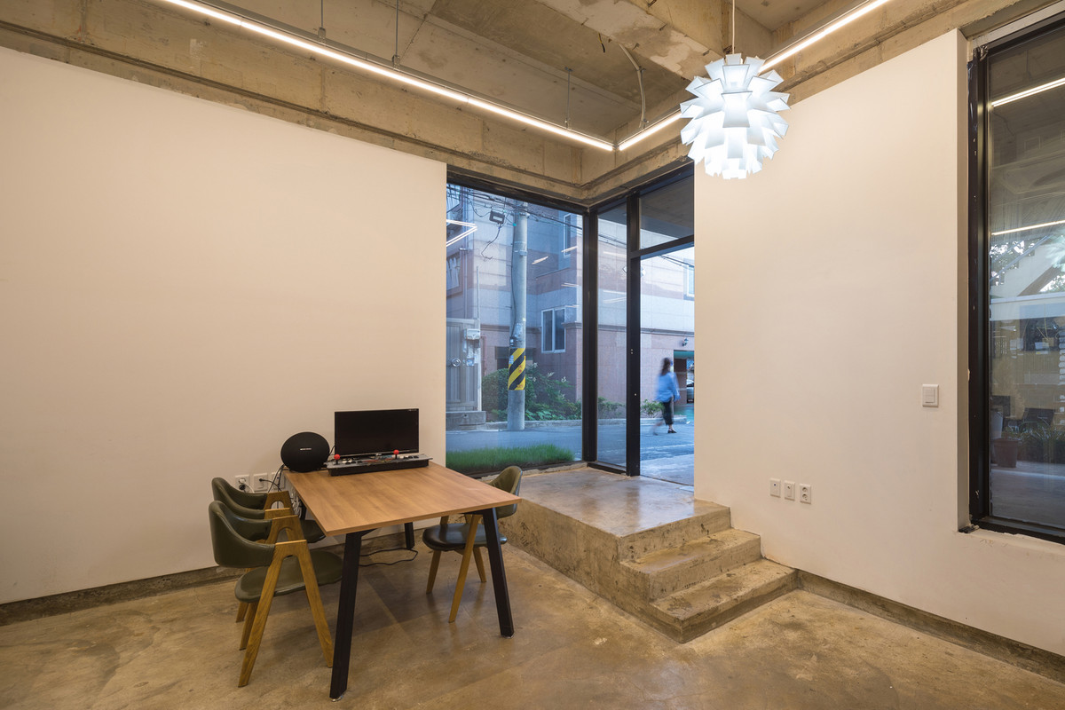 Góc nhỏ để làm việc.