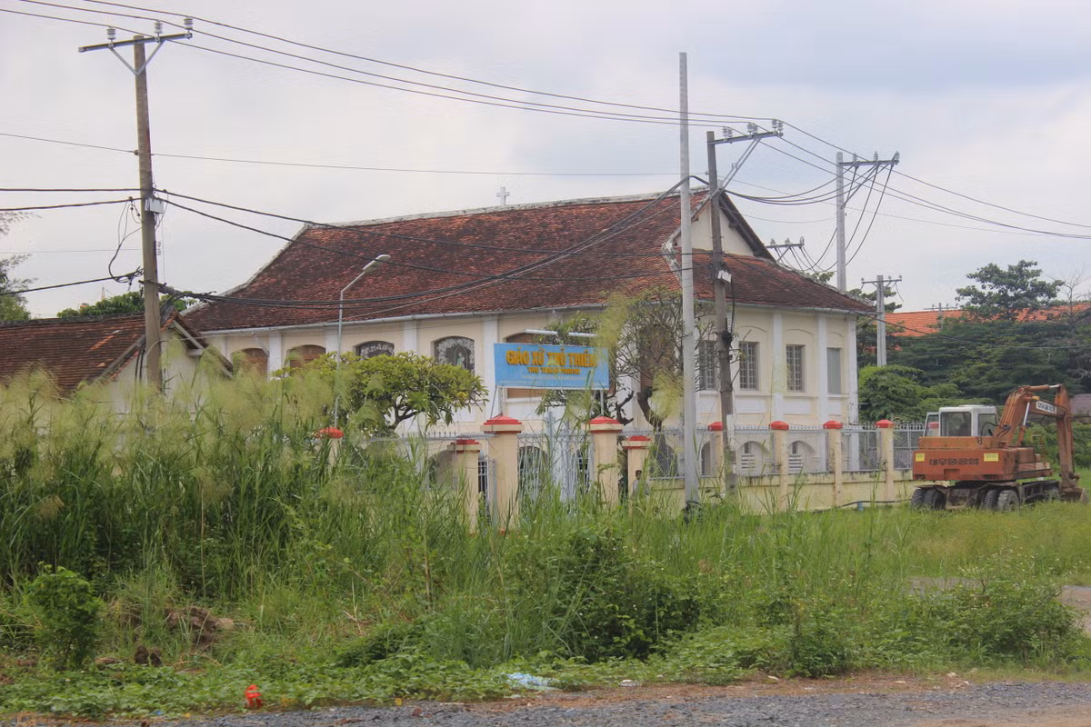 Anh: Lo dat dac dia cua nha hat 1.500 ty o TPHCM-Hinh-7