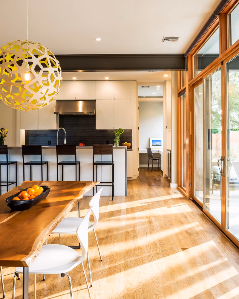 Ngoi nha co ban cong cuc thoang, dep quen sau-Hinh-6