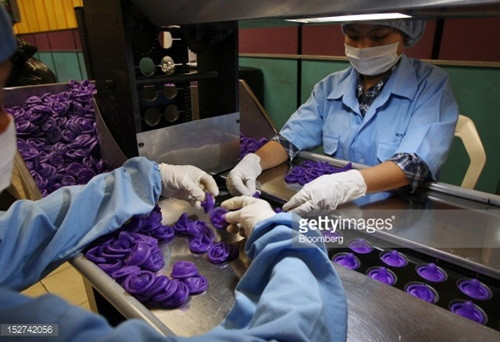 Karex phát triển rất nhanh trong 3 thập kỷ qua bởi những hợp đồng với những hãng bao cao su lớn như Durex và cung cấp các đơn đặt hàng cho các tổ chức y tế trên toàn cầu.