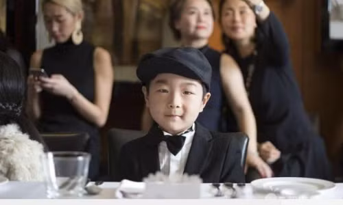 Những đứa trẻ sẽ học 2 buổi/tuần, trong suốt khóa học, trẻ sẽ tham gia vào các hoạt động như điền từ vào chỗ trống hay các trò chơi lắp ghép. Nghe qua thì nó chẳng khác gì những trò chơi bình thường nhưng nó lại khiến cho trẻ có đức tính quyết đoán và ganh đua của một lãnh đạo.