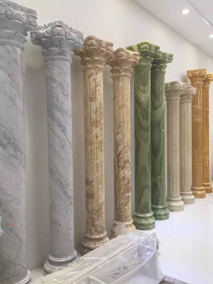 Do sử dụng một tấm đá cẩm thạch lớn nên đường vân trên cột không hề bị ngắt quãng trông rất ấn tượng. Ảnh: blogspot.