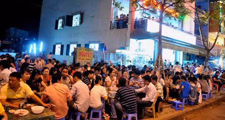 Nhieu nha hang, quan nhau kin cho dip le 30/4-Hinh-2