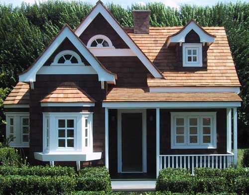 Ngôi nhà tí hon. Tất cả các cô bé đều thích ngôi nhà búp bê. Tuy nhiên, những ngôi nhà này đắt đỏ bởi nó theo phong cách của những ngôi biệt thự lớn thực thụ. Trong nhà có ti vi, các phòng ngăn, điều hòa và nhiều tiện nghi mini khác. Giá của nó là 54.000USD.