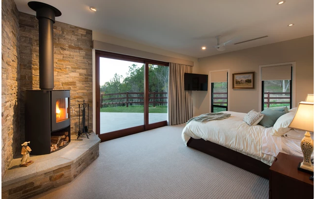 Phòng ngủ cũng có view siêu đẹp. Ảnh: Beckerconstructions.