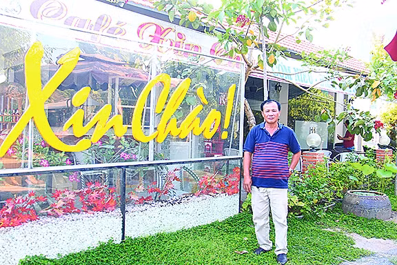 Khoi to quan ca phe cham dang ky kinh doanh la sai luat?