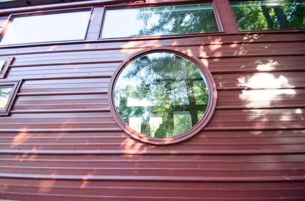 Năm 2013 thì ước mơ này hoàn toàn trở thành hiện thực khi con gái cô tốt nghiệp khoa luật sư trường Havard và thực hiện việc sửa chữa căn nhà nhỏ cùng với mẹ.