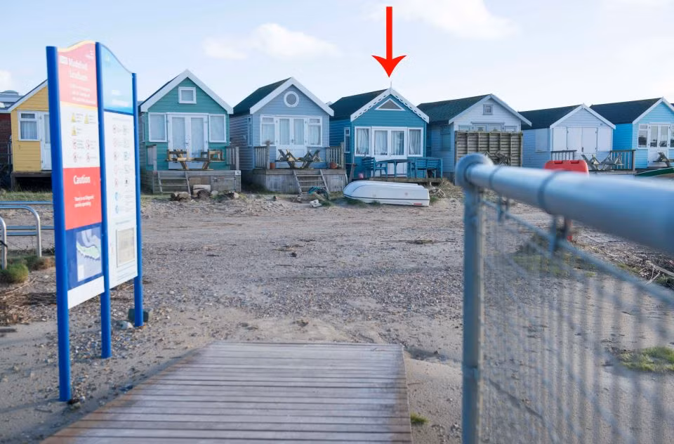 Chủ nhà phải sử dụng nhà tắm công cộng.