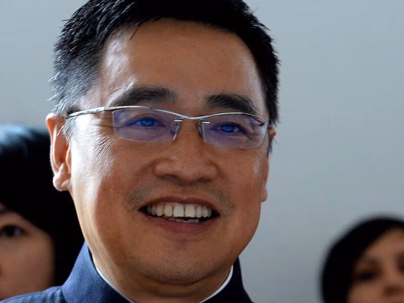 Wang Jian chính là người đồng sáng lập kiêm chủ tịch tập đoàn kinh tế khổng lồ HNA - một trong những tập đoàn kinh tế lớn nhất của Trung Quốc với tổng tài sản 230 tỷ USD. Ảnh: Thisdaylive.