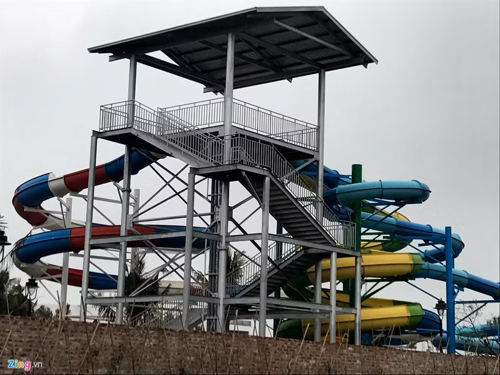 Dự án ở Tuần Châu được phê duyệt quy hoạch chi tiết 1/500 vào ngày 10/7/2008, tại thời điểm Hà Tây chuẩn bị sáp nhập về Hà Nội. Chủ đầu tư được giao đất trước thời điểm sáp nhập chỉ 3 ngày.