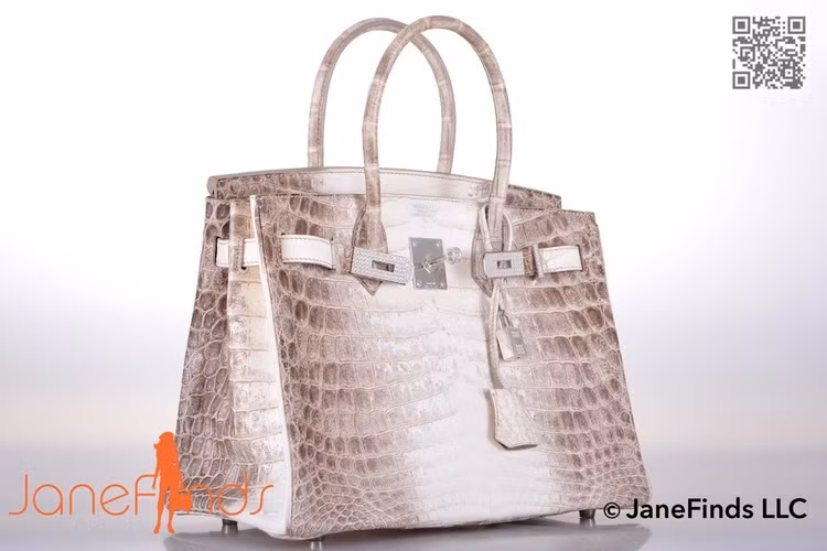 Chiếc túi Hermes đính kim cương Matte Himalayan Nilo Crocodile Birkin có giá hơn 200.000 USD (hơn 4,4 tỷ đồng).