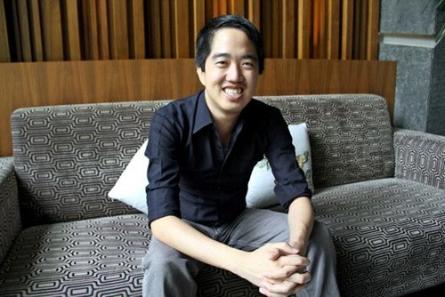 Cũng giống như Esther Nguyễn, Eddie Thai là một người gốc Việt. Anh bây giờ là đối tác tại Việt Nam của quỹ đầu tư mạo hiểm 500 Startups. Anh tốt nghiệp Đại học Harvard, rồi làm việc cho một công ty tư vấn của Mỹ. Dù có mức lương cao tại công ty quyền lực, anh vẫn cảm thấy thiếu một thứ gì đó.